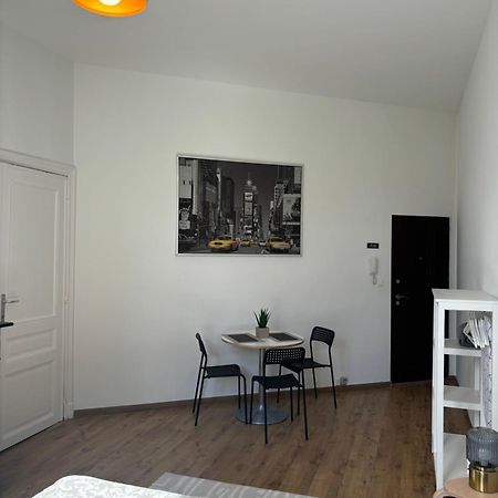 Studio Issa บรัสเซลส์ ภายนอก รูปภาพ
